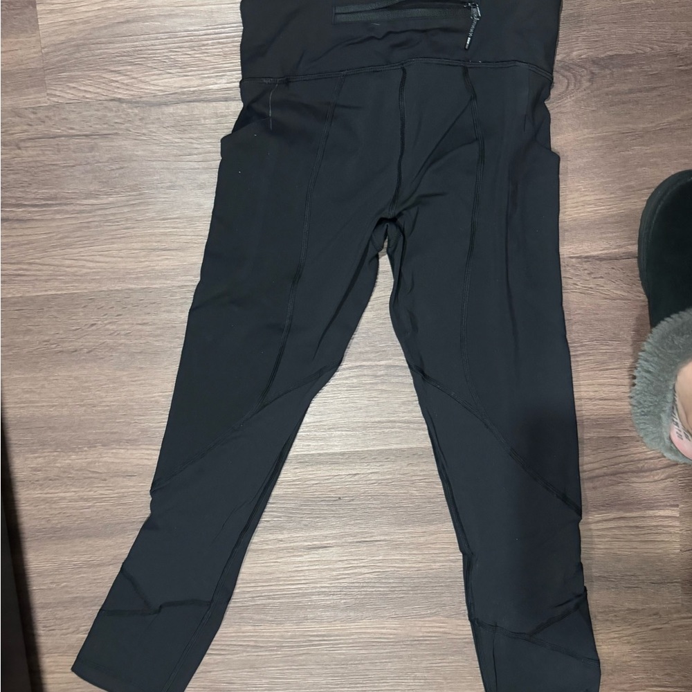 Lululemon cropped pace rival leggings with pockets